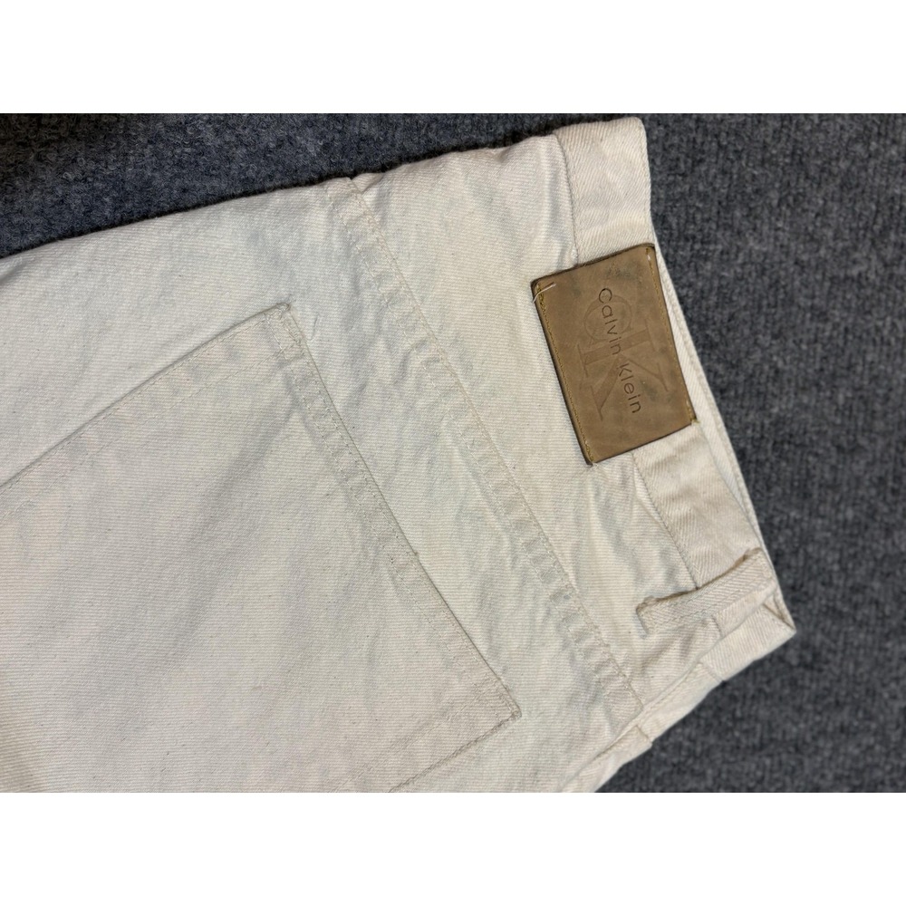 Vintage Calvin Klein Shorts Mens 38 White Denim Bermuda Relaxed Fit USA Casual